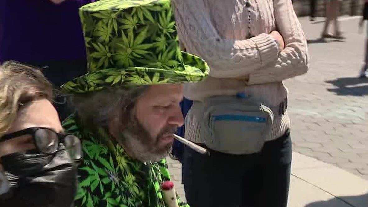 Celebrating weed legally
