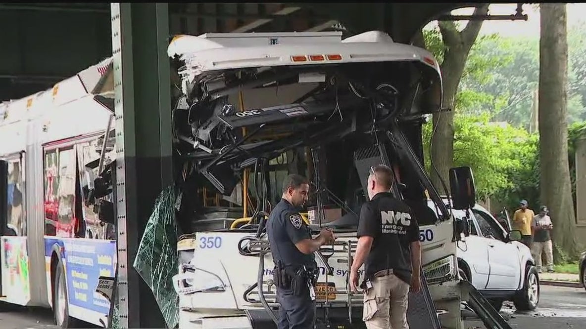1 critical after Bronx bus crash