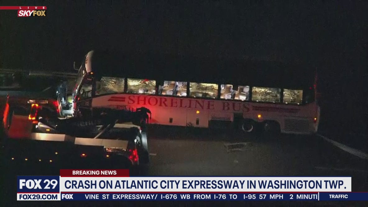 Minor injuries reported following bus crash on Atlantic City Expressway