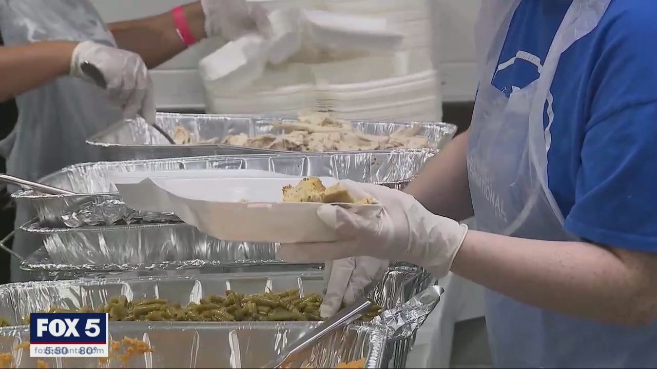 Hosea Helps holiday campaign