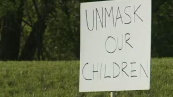 Elmbrook School District weighs masks