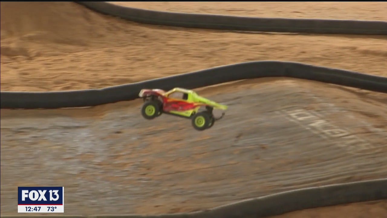 Rc sales track vehicle