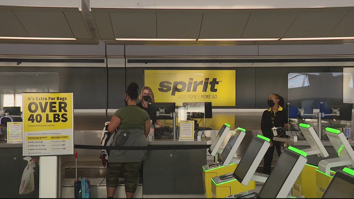 Spirit Airlines cancels 100s of flights, frustrating travelers