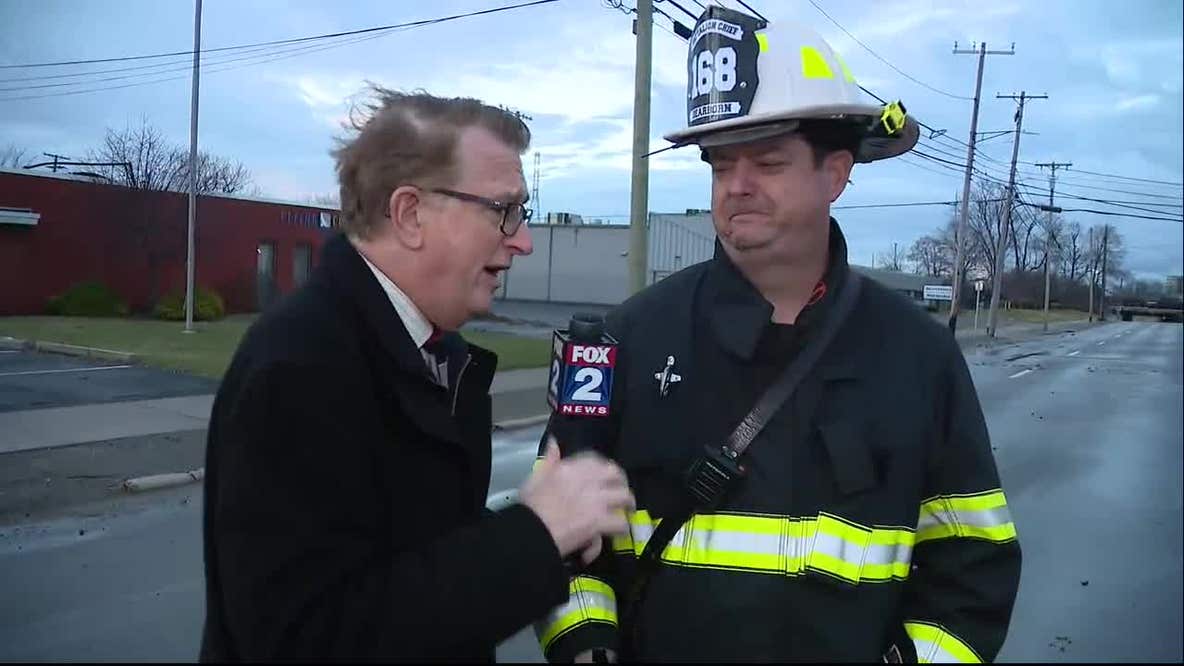 Precautionary shelter in place order in Melvindale after warehouse fire
