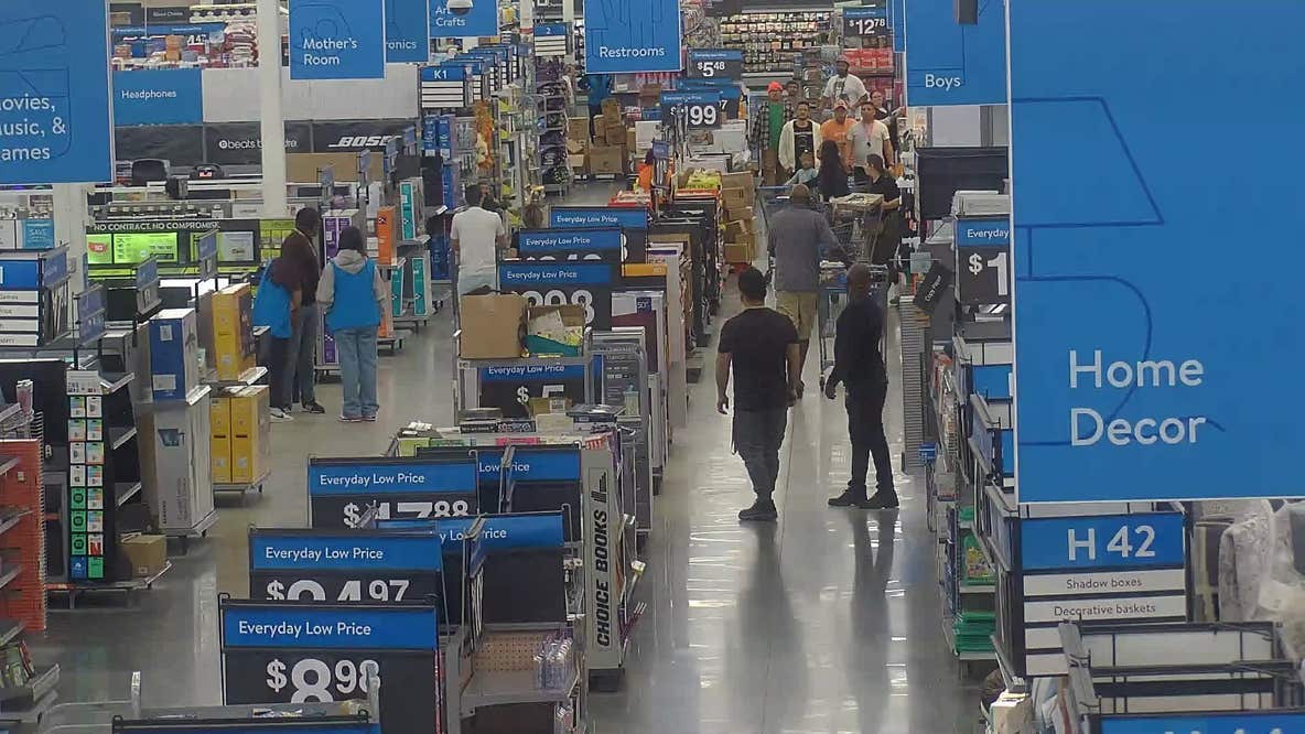 RAW: Fight at Walmart Duluth