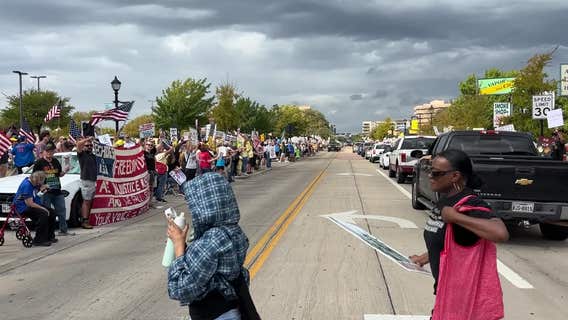 'No Kings' protests in Arlington, Texas