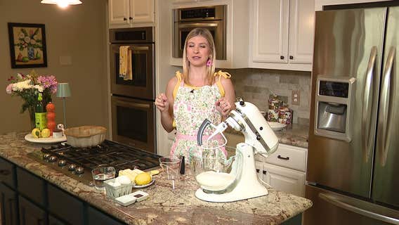 7UP Lemon Pound Cake recipe: Allison's Cooking Diary