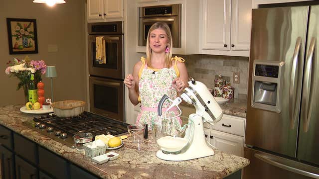 7UP Lemon Pound Cake recipe: Allison's Cooking Diary