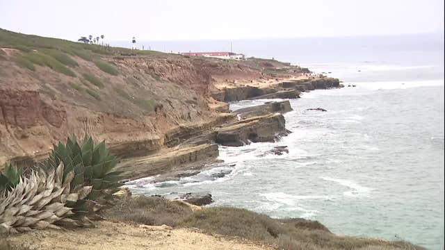 All 6 killed after plane crashes into ocean near San Diego