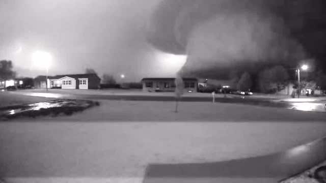 Watch: Doorbell camera captures glimpse of giant wall cloud