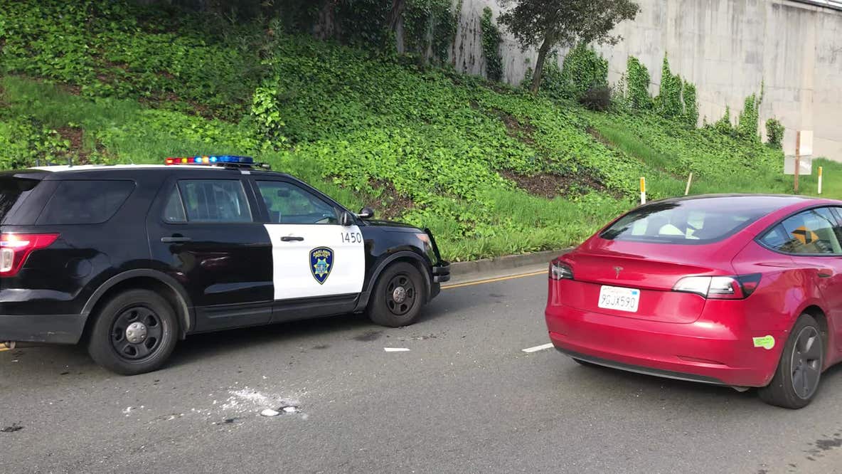 Safe found on Oakland highway