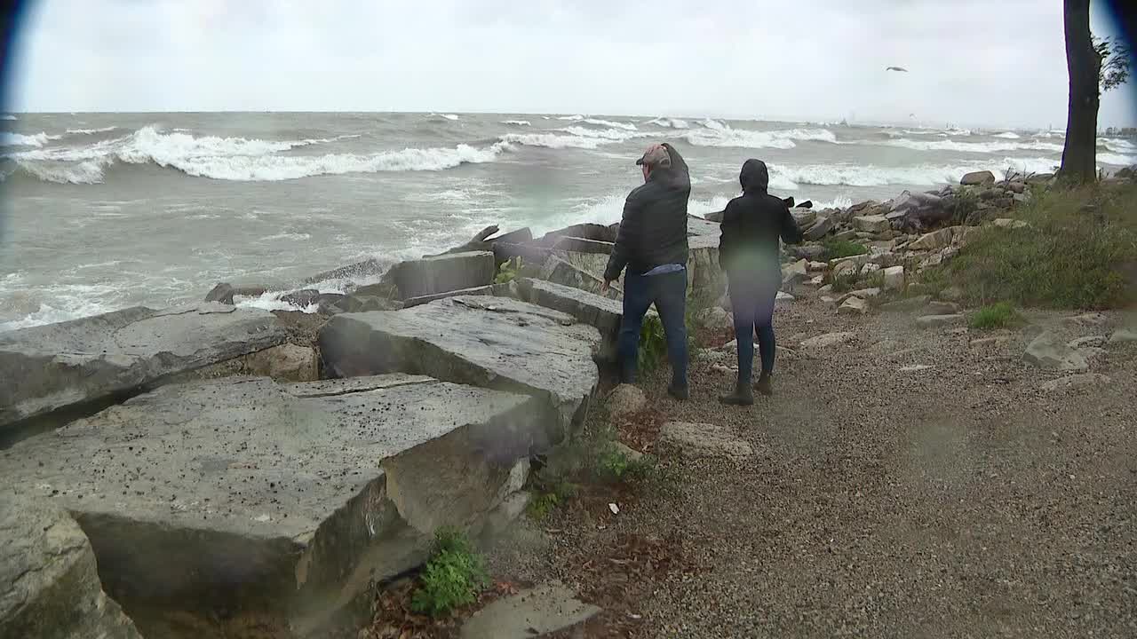 Wicked waves on Milwaukee's lakefront