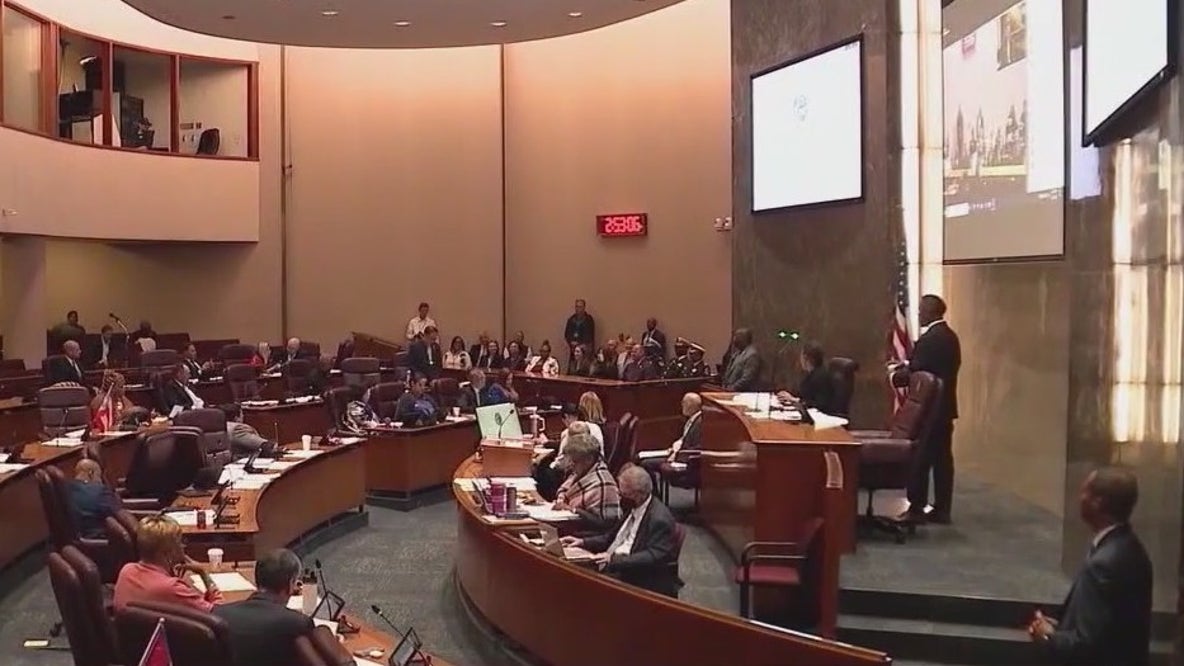 Chicago mayor fast-tracks budget vote as alders urge slow down