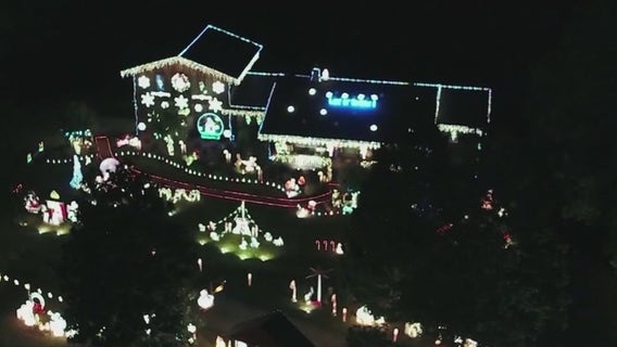 Fayette Gaddy Christmas Light Display supporting NICU families