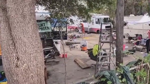 Seven accused of stealing power, water from Houston building