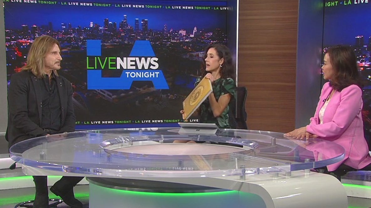 Rob Shanahan goes up close and personal with music icons