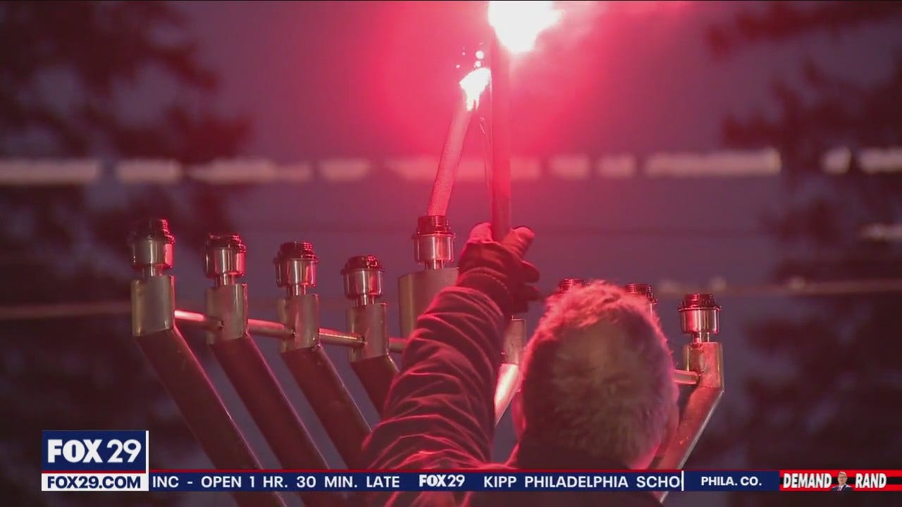 Penn Wynne community stands strong for Hanukkah following Sydney attack