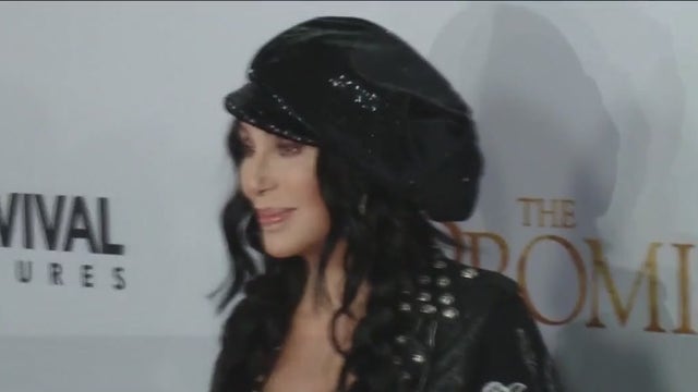 Saturday Night Live shares who their final hosts will be for 2025