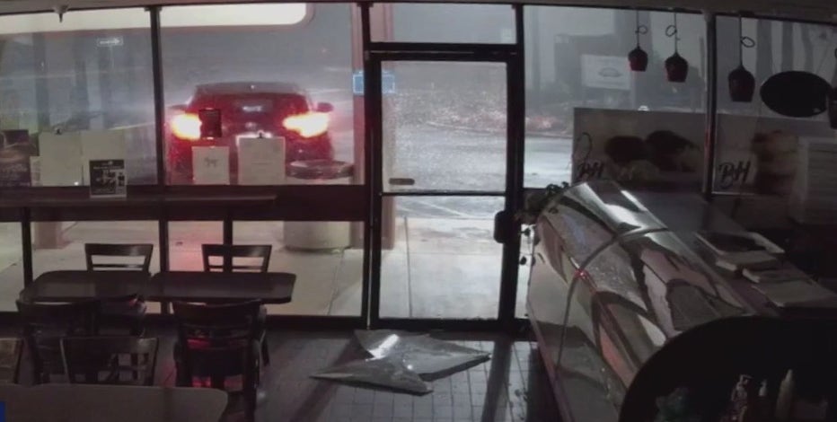 Walnut Creek burglaries at 2 shopping centers