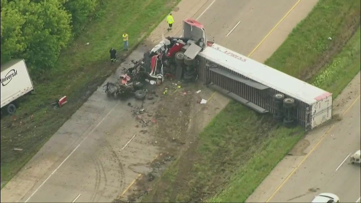Semi-trucks crash reported on I-80 near Morris