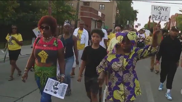 Saint Sabina hosts march for peace in Auburn Gresham