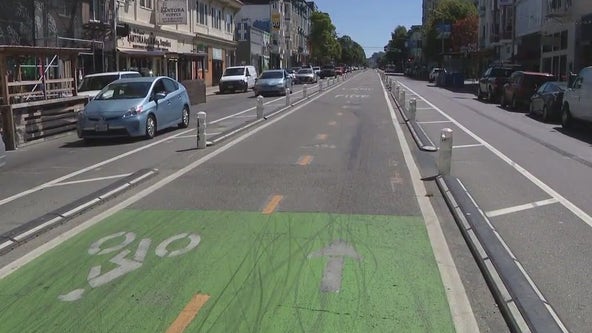 Valencia St. in SF to return to side running bike lanes