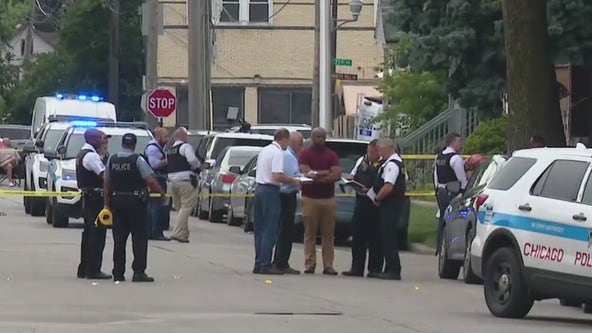 Multiple people shot on Chicago's South Side