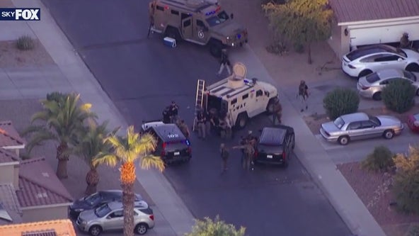 Traffic stop leads to standoff in Maricopa