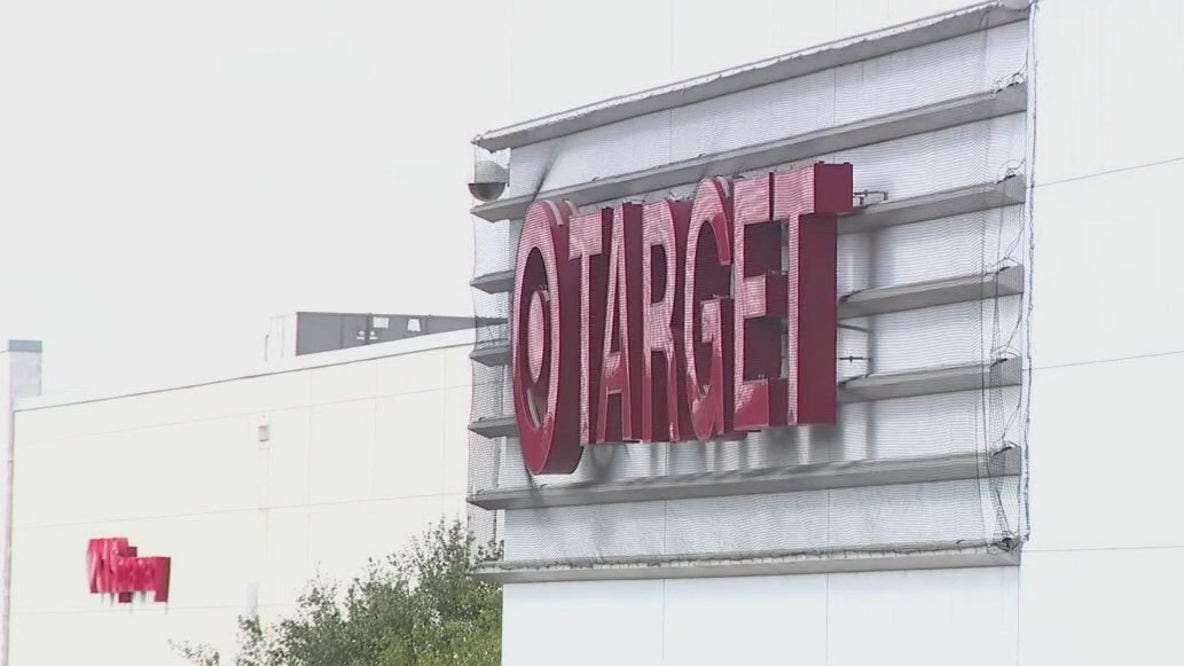 3 dead in shooting outside North Austin Target