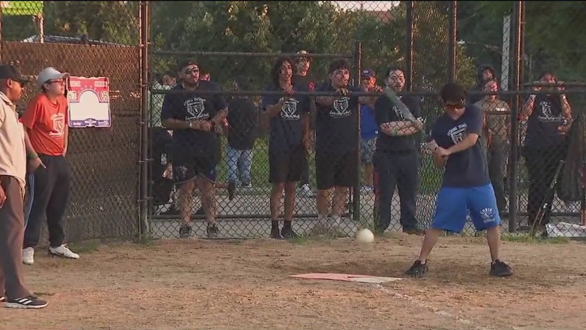 Little Village 'beloved community bash' unites residents