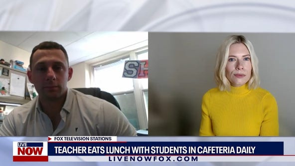 Teacher goes viral for eating lunch with students in cafeteria daily