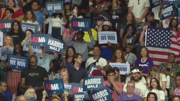 Kamala Harris rallies alongside AZ Dems in Glendale