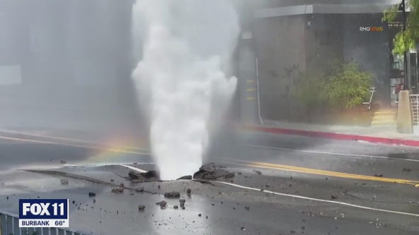 Water main break shuts down Hollywood streets