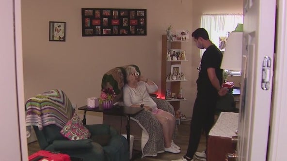 Arizona dentist makes house calls to help seniors