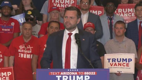 Sen. JD Vance makes remarks at Phoenix Trump event