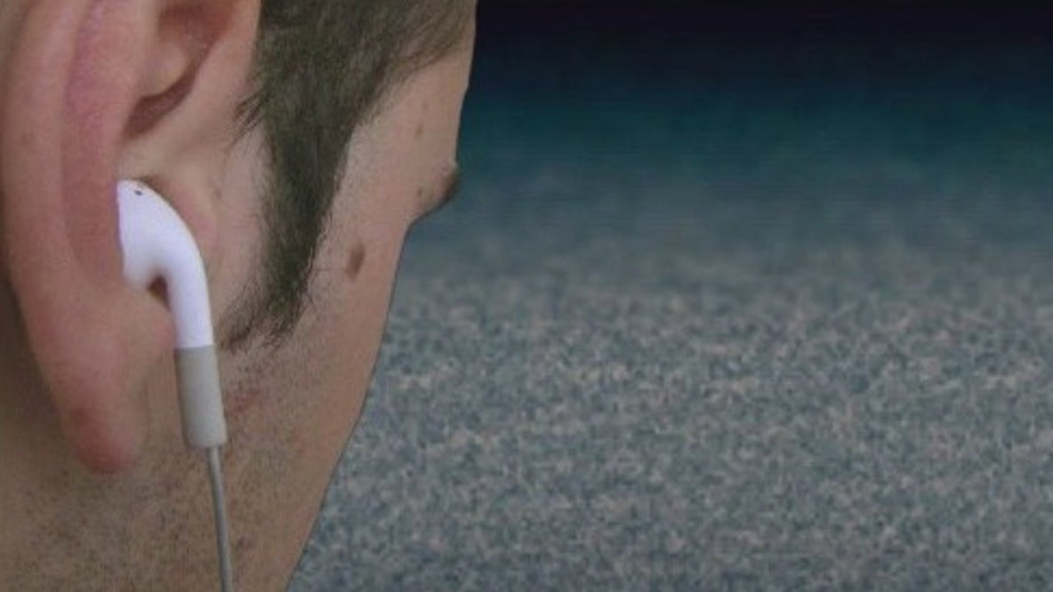 Earbud etiquette: What to do and when