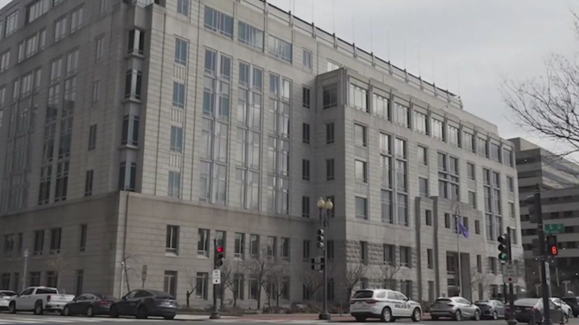 Scammers using AI to apply for jobs, infiltrate companies