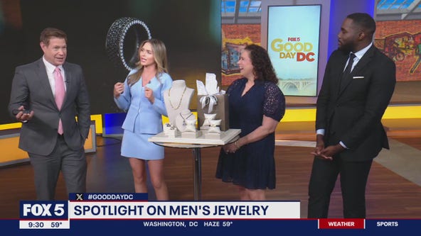 Highlighting men's jewelry