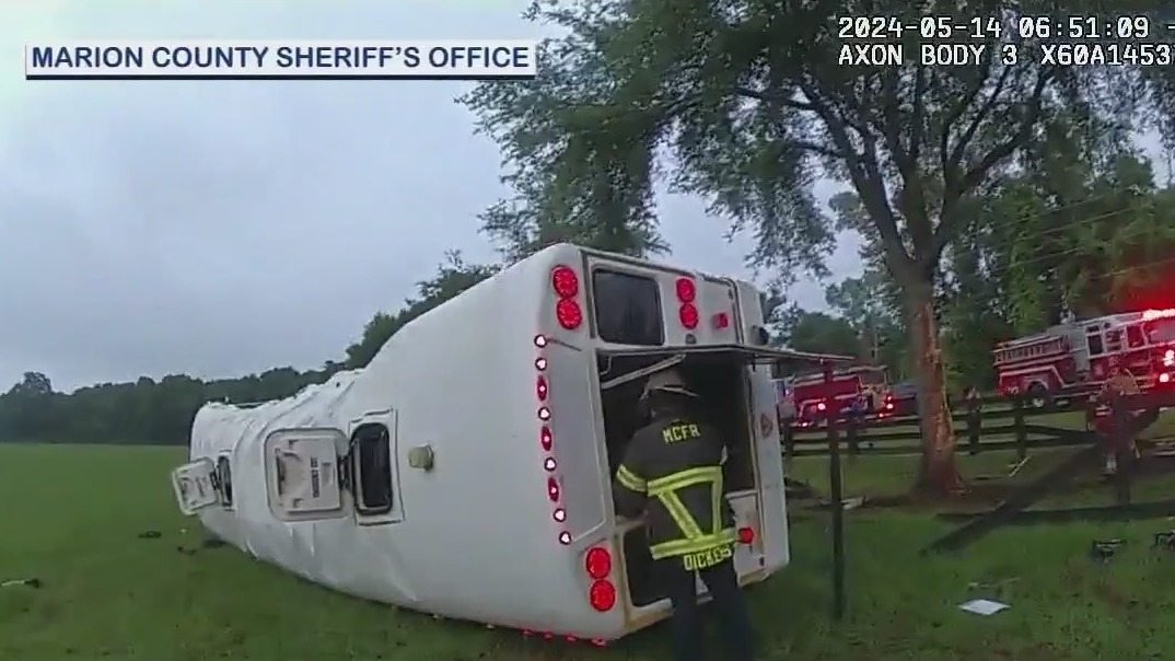 Video shows chaos after deadly Florida bus crash