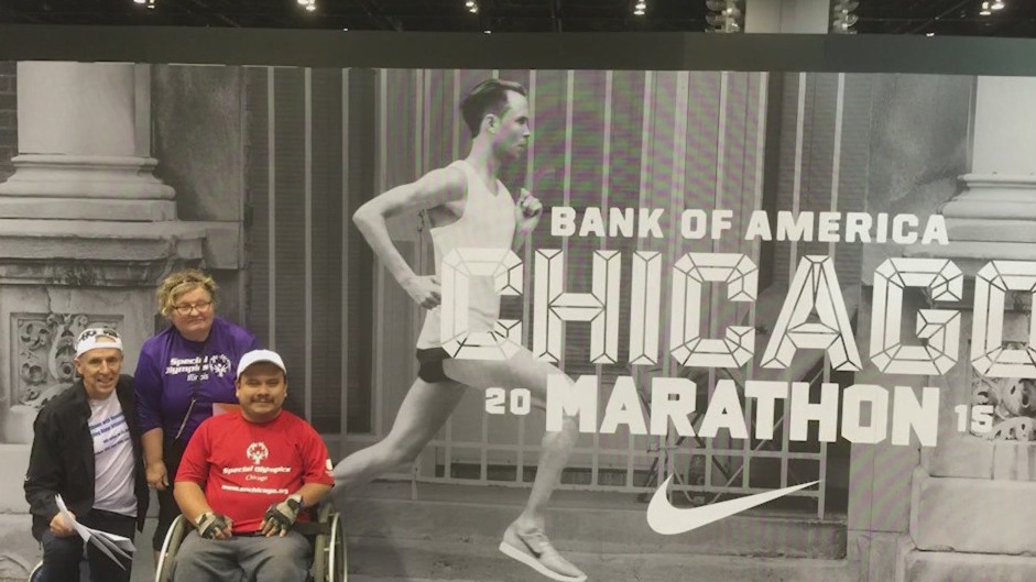 71-year-old to push rider athlete in BOA Chicago Marathon