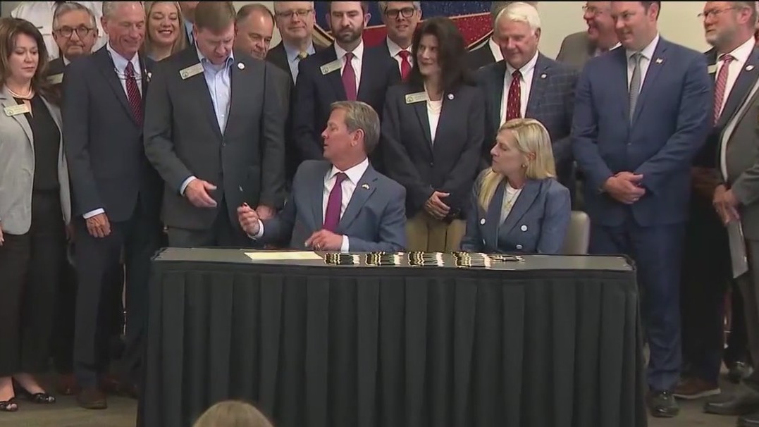 Kemp signs illegal immigration bill into law