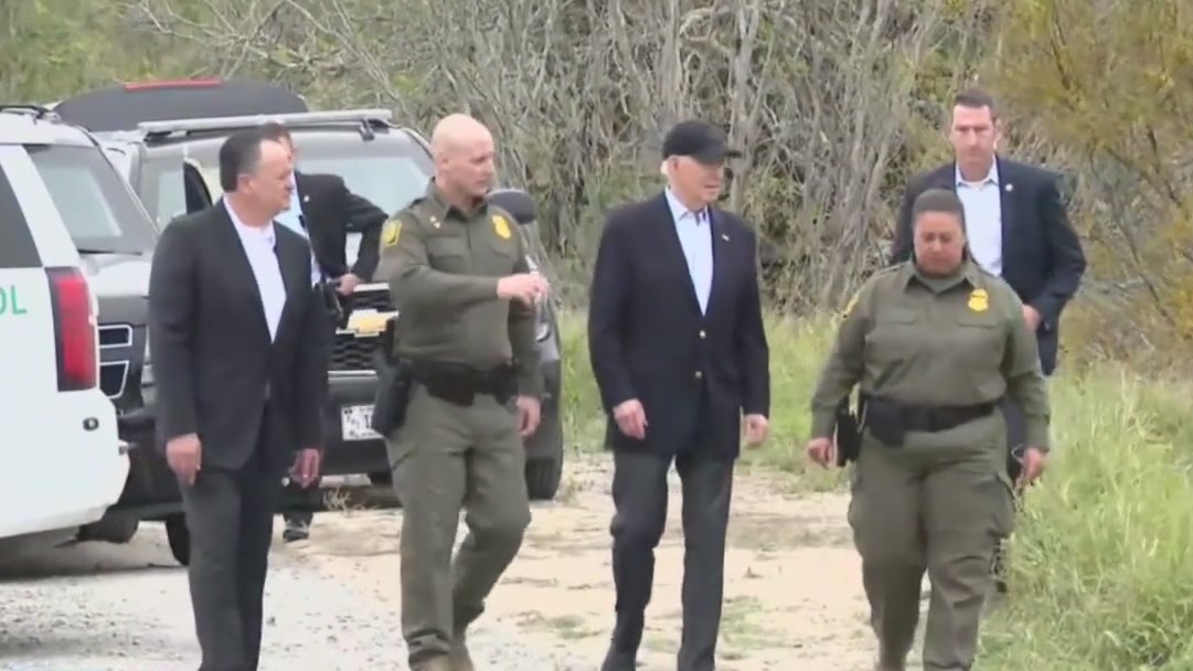 Biden, Trump visit southern border
