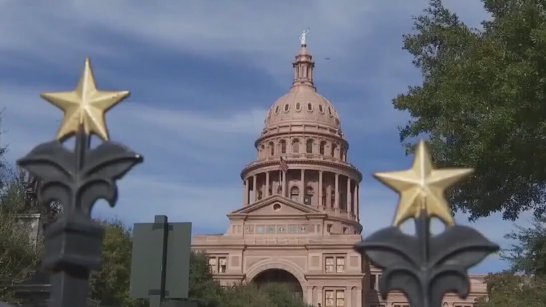 Texas politics: Paxton, border, school choice