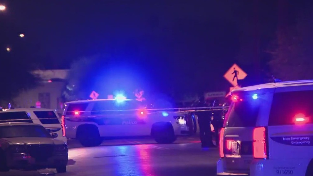 Man killed in Phoenix, 3 detained
