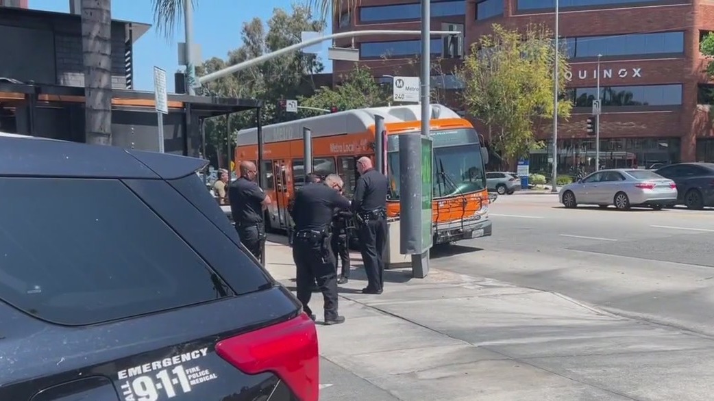 Man stabbed on Metro bus in Encino