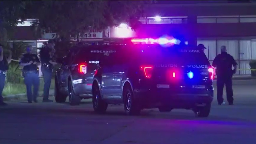 Two Houston men and one injured after a shooting in a club