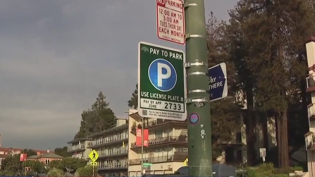 Parking meters go up around Oakland's Lake Merritt