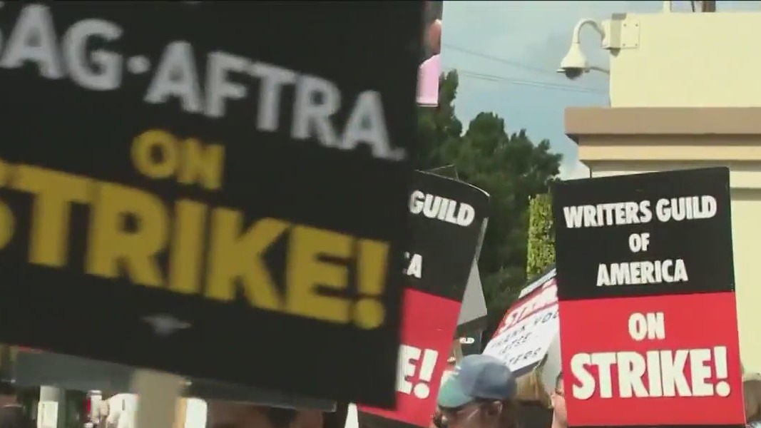 Writers Guild of America strike ends