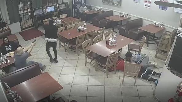 FOX 26 Crime Files: Robber shot and killed by armed customer at Houston taqueria caught on camera