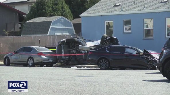 Crash involving stolen car in Oakland kills 2, injures another